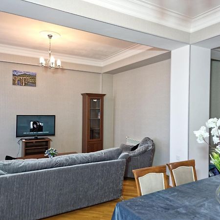 Mayden Family Apartment Baku Extérieur photo