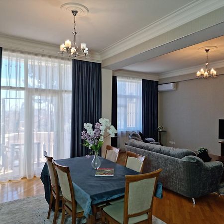 Mayden Family Apartment Baku Extérieur photo